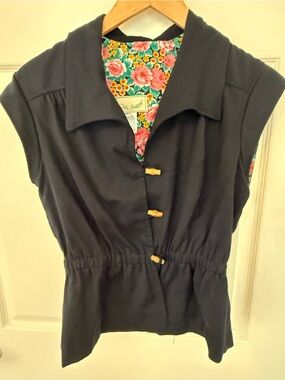 MS. SUGAR VINTAGE NAVY BLUE SLEEVELESS VEST WITH FLORAL DETAILING 
*SZ PETITE 14